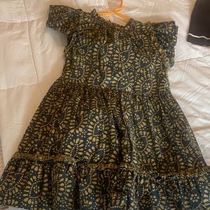 Women’s size small dress Caroline Constance